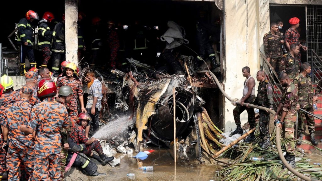 উত্তরা মাইলস্টোনে বিমান বিধ্বস্তে নিহত বেড়ে ৩১