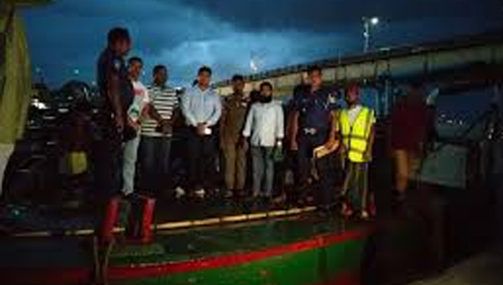 কলাপাড়ায় অবৈধভাবে বালু উত্তোলনের দায়ে ৫ লাখ টাকা জরিমানা