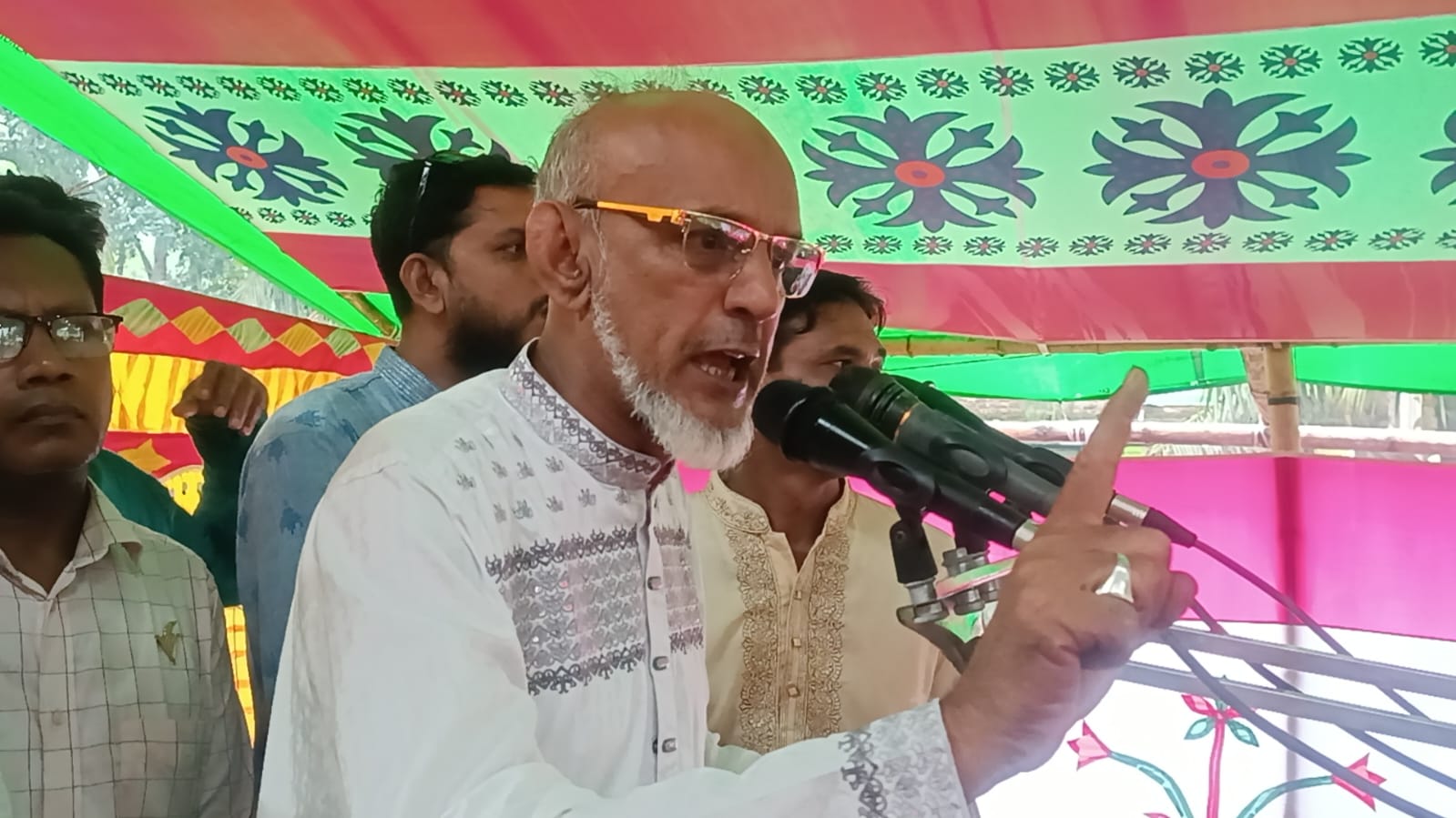 পিরোজপুরে বিএনপি’র ৩১ দফা বাস্তবায়নে গণসমাবেশ