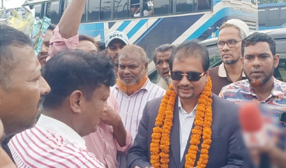 ১৭ বছর পর নিজ জন্মভূমিতে ফিরলেন সৌদি আরব শ্রমিক দলের সভাপতি