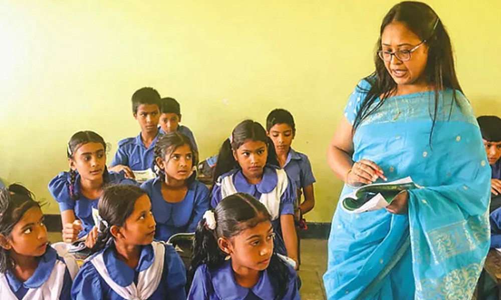 ১১তম গ্রেড পাচ্ছেন প্রাথমিক শিক্ষকরা, বেতন বাড়বে কত?