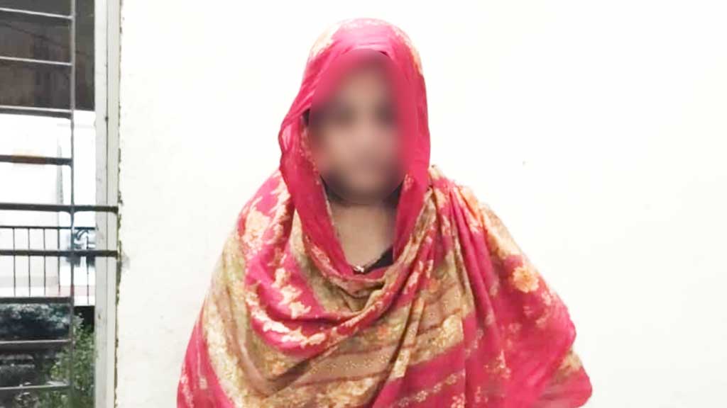 নলছিটিতে নারী মাদক কারবারি গ্রেপ্তার