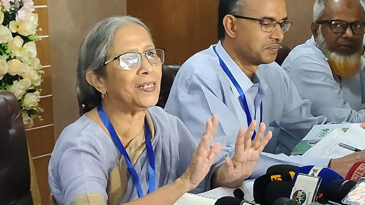 যেসব কারণে পাওয়া যাচ্ছে না ইলিশ, জানালেন মৎস্য উপদেষ্টা