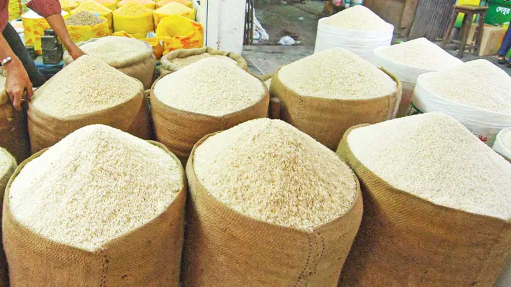 ১৫ টাকা কেজি দরে চাল পাবে ৫৫ লাখ পরিবার