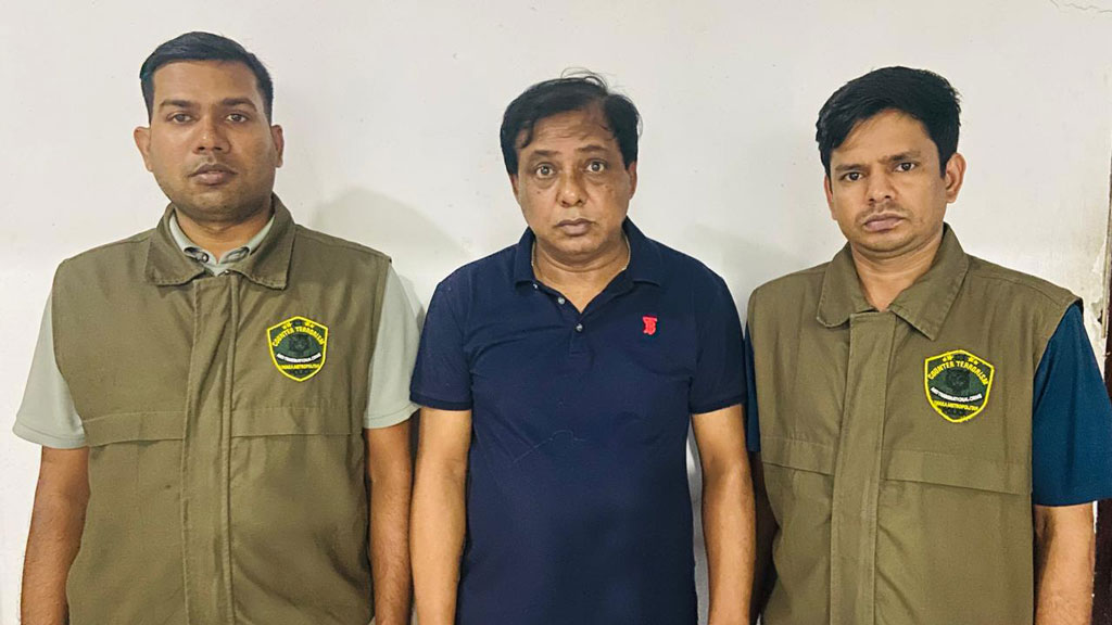 তোফায়েল আহমেদের ভাতিজা স্বপন গ্রেপ্তার