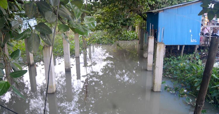 বরিশালে অপরিকল্পিত কালভার্টে অনাবাদি ৫০০ একর জমি