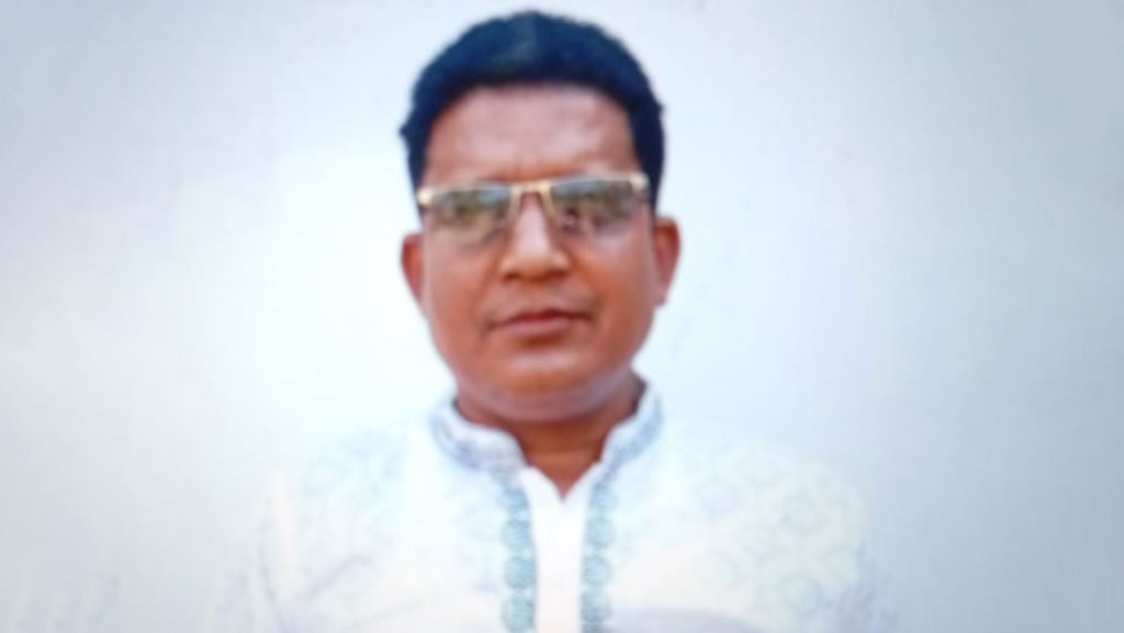 তিন বছর ধরে মেম্বারের পকেটে মসজিদ উন্নয়নের বরাদ্দের টাকা