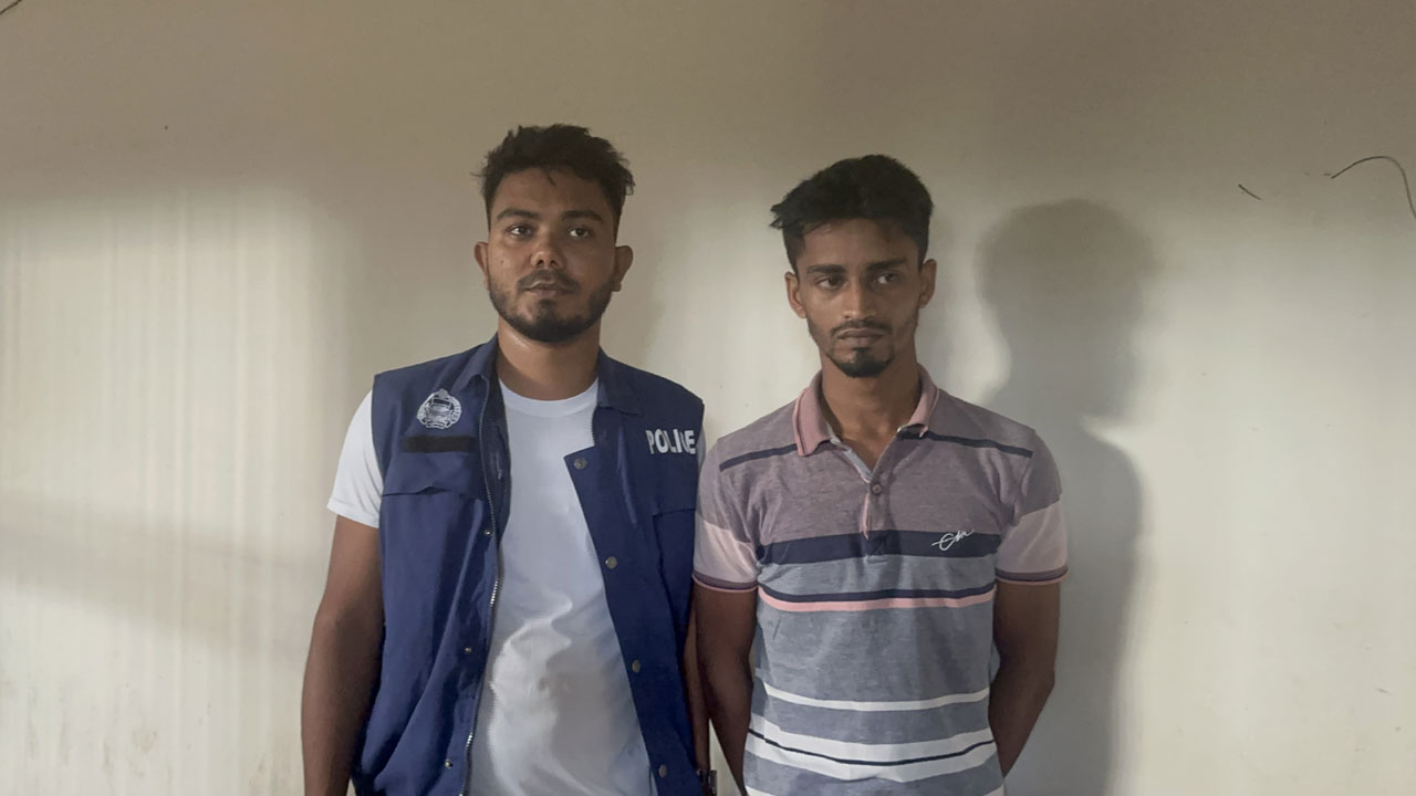 বাউফলে ইয়াবাসহ গ্রেপ্তারের পর স্বেচ্ছাসেবক দল নেতা বহিষ্কার