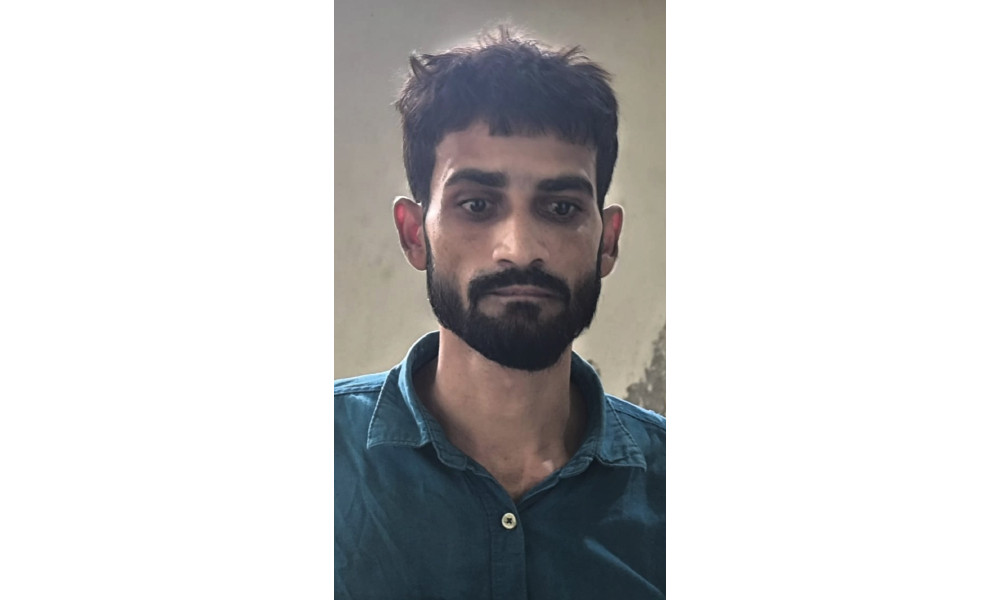 বাউফলে মুদি দোকান থেকে গাঁজা জব্দ, আটক ১