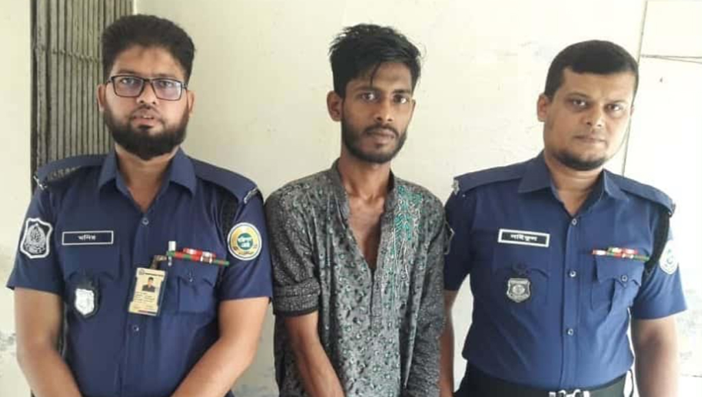 আগৈলঝাড়ায় গৃহবধূকে সংঘবদ্ধ ধর্ষণ, আটক ১