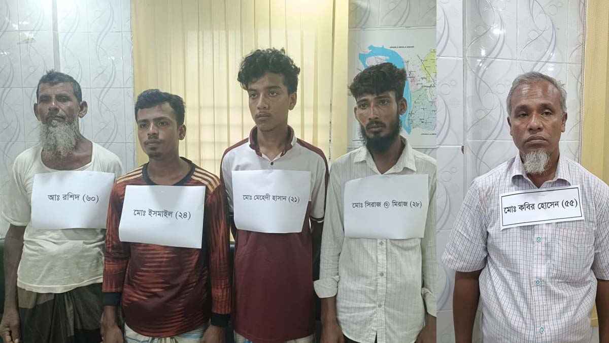 বোরহানউদ্দিনে চুল কেটে দিয়ে নারীর গলায় জুতার মালা, বিএন‌পি নেতাসহ গ্রেপ্তার-৫