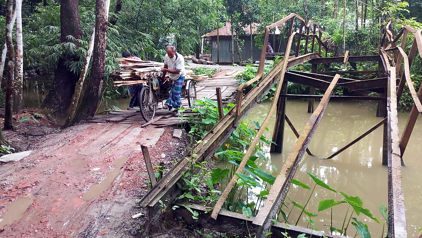 স্বাধীনতার ৫৪ বছরেও উন্নয়ন বঞ্চিত চেঁচরী রামপুরবাসী