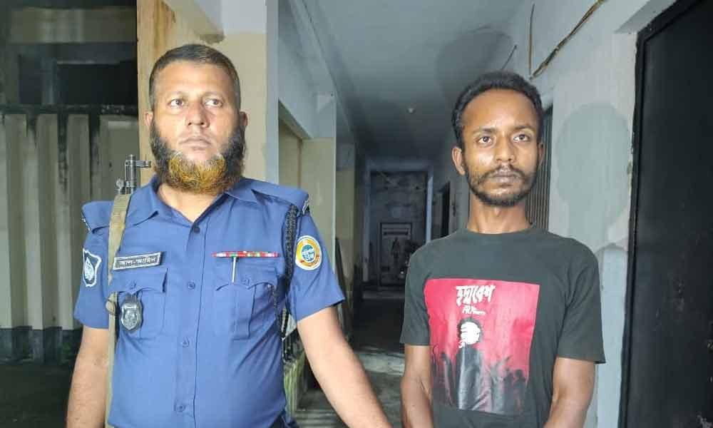 ১০ বছর আগে ভাবিকে গলা কেটে হত্যা, এবার পিটিয়ে মারলেন ভাতিজিকে