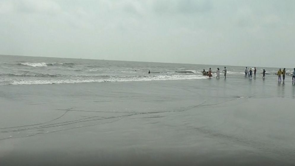 কুয়াকাটায় সাতদিনেও খোঁজ মেলেনি ৫ জেলের