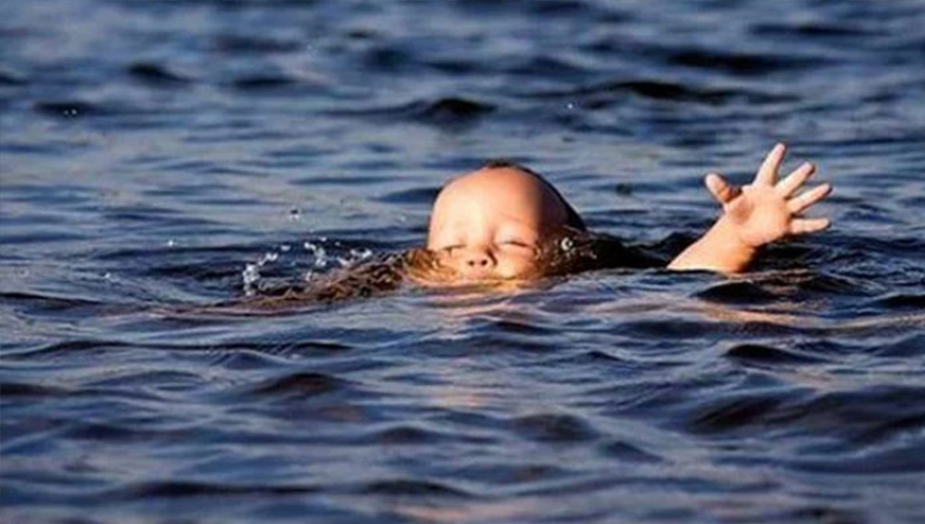 বাউফলে খেলাধুলার সময় পুকুরের পানিতে ডুবে শিশুর মৃত্যু